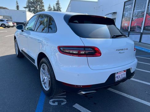 Used 2018 Porsche Macan image 9