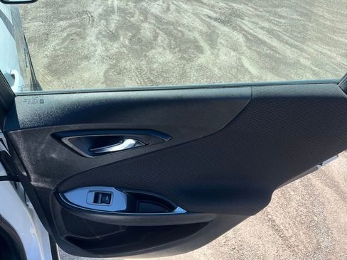 Used 2023 Chevrolet Malibu LT FWD image 28