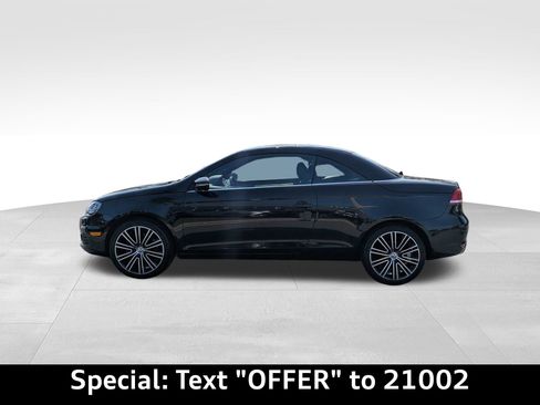 Used 2014 Volkswagen Eos w/ Sport Package image 7