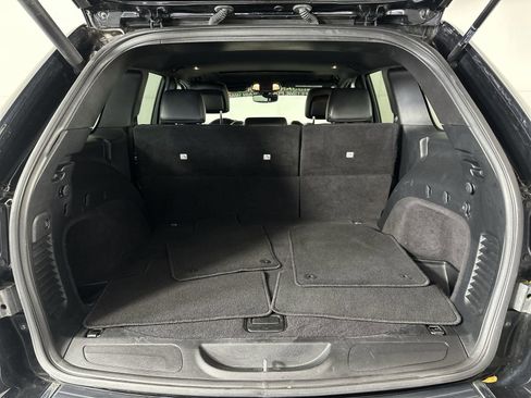 Used 2020 Jeep Grand Cherokee Limited w/ Trailer Tow Group IV image 24