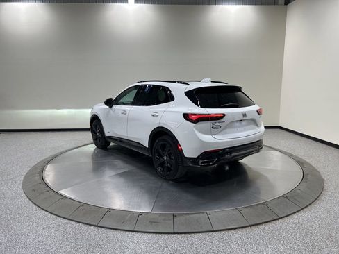 Used 2024 Buick Envision Sport Touring image 7