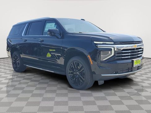 New 2026 Chevrolet Suburban LT w/ Comfort Package RWD image 2