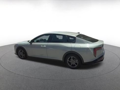 Used 2025 Kia K4 FWD image 10