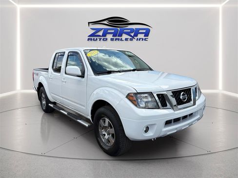 Used 2012 Nissan Frontier PRO-4X AWD/4WD image 9