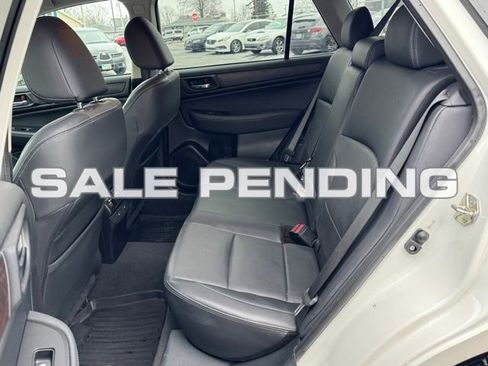 Used 2017 Subaru Outback 2.5i Limited image 15