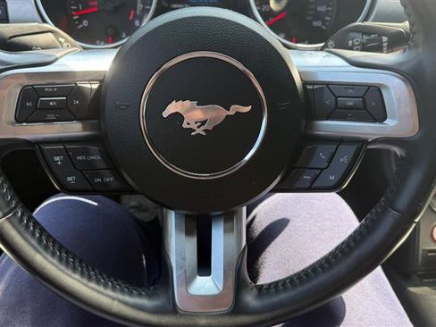 Used 2018 Ford Mustang GT Premium image 23