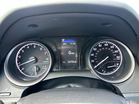 Used 2024 Toyota Camry SE FWD image 30