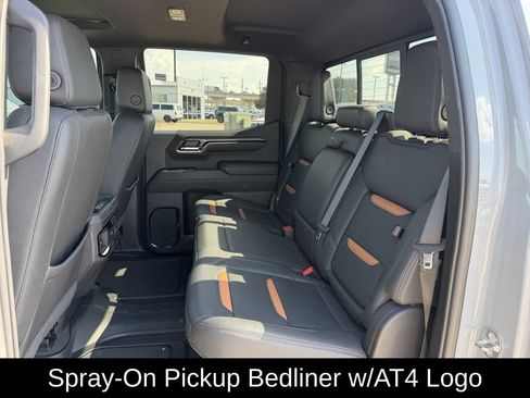 Used 2024 GMC Sierra 1500 AT4 w/ Technology Package AWD/4WD image 34