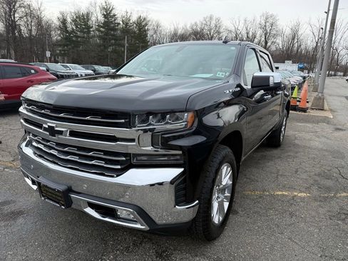 Used 2021 Chevrolet Silverado 1500 LTZ w/ LTZ Convenience Package II image 6