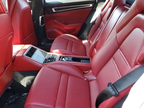 Used 2023 Porsche Panamera Platinum Edition image 14