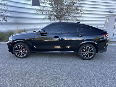 Used 2022 BMW X6 xDrive40i w/ M Sport Package AWD/4WD image 2