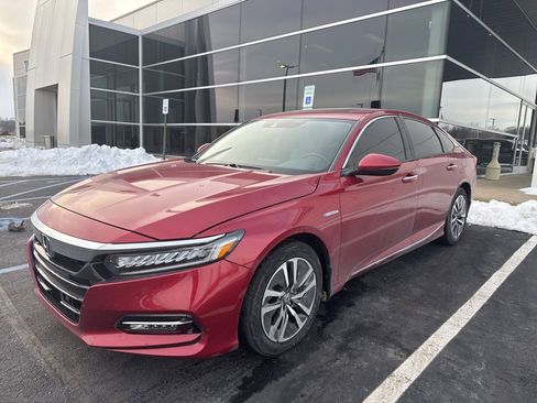 Used 2019 Honda Accord Touring image 3