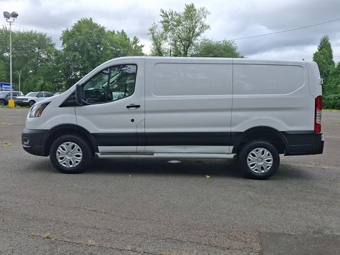 Used 2024 Ford Transit 250 Low Roof w/ Exterior Upgrade Package RWD image 4