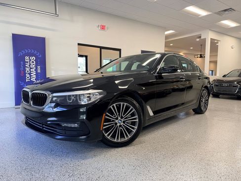 Used 2018 BMW 530i image 2