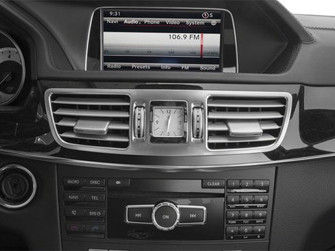 Used 2014 Mercedes-Benz E 350 4MATIC Sedan image 10
