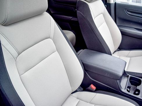 Used 2024 Honda CR-V EX image 10