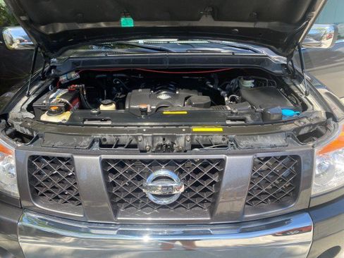 Used 2006 Nissan Armada SE image 18