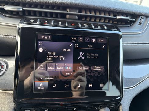 Used 2022 Jeep Grand Cherokee L Laredo w/ Luxury Tech Group I image 19