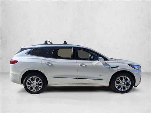 Used 2021 Buick Enclave Avenir w/ LPO, Floor Liner Package AWD/4WD image 4