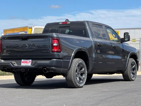 New 2027 RAM 1500 4x4 Crew Cab image 3
