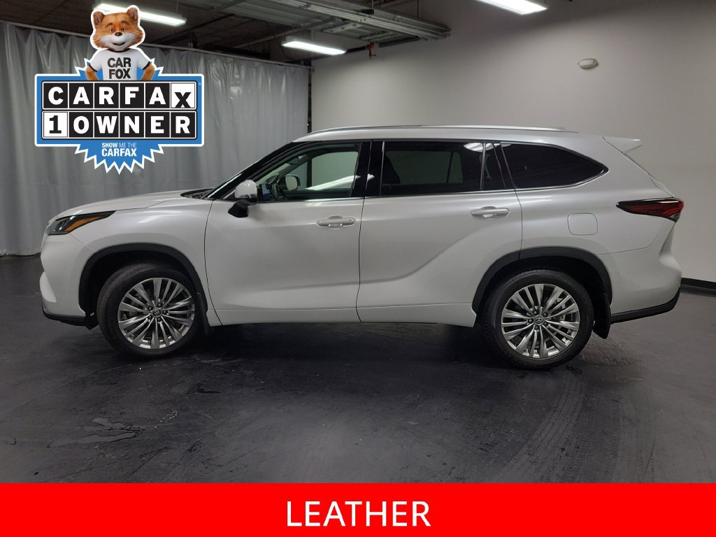 Used 2026 Toyota Highlander Platinum AWD/4WD image 5