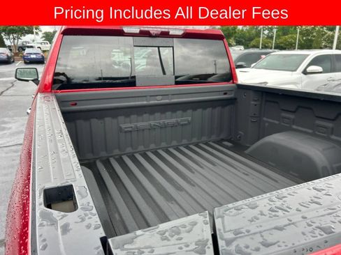 Used 2024 GMC Sierra 1500 Denali w/ Technology Package AWD/4WD image 22