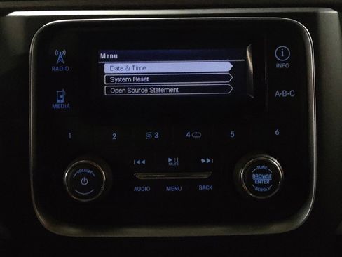 Used 2018 RAM 2500 Tradesman w/ Chrome Appearance Group image 25