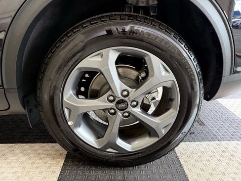 Used 2025 Ford Escape ST-Line image 10