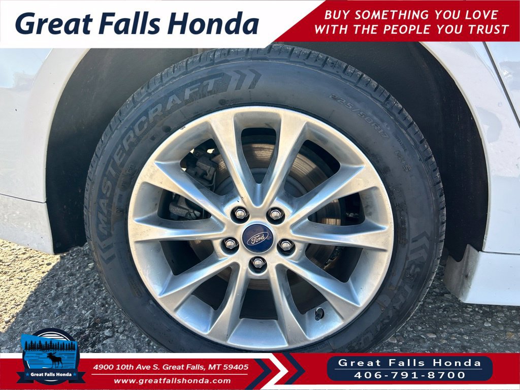 Used 2017 Ford Fusion Energi SE FWD image 33