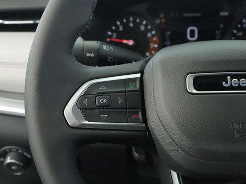 New 2026 Jeep Compass Limited image 10