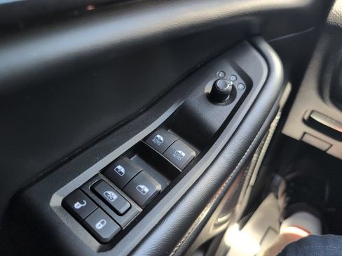 Used 2023 Jeep Grand Cherokee Laredo RWD image 25