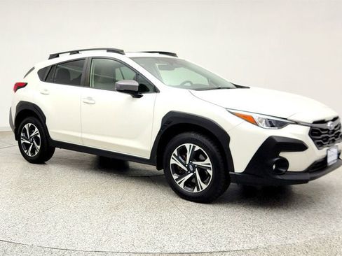 Used 2024 Subaru Crosstrek 2.0i Premium AWD/4WD image 3