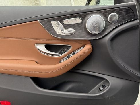 Used 2023 Mercedes-Benz C 300 4MATIC Cabriolet image 25