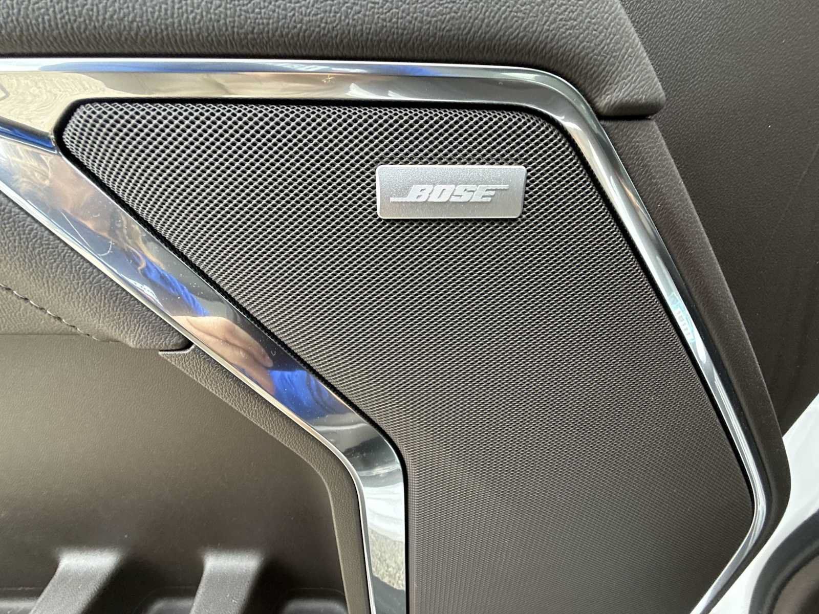 Certified 2024 Chevrolet Silverado 1500 LTZ w/ LTZ Premium Texas Edition AWD/4WD image 24