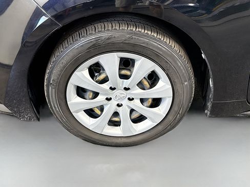 Used 2024 Toyota Corolla LE image 37