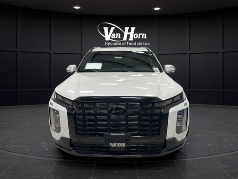 Used 2025 Hyundai Palisade Calligraphy AWD/4WD image 2