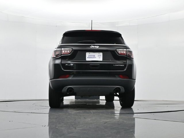 Used 2023 Jeep Compass Limited w/ Elite Group AWD/4WD image 40