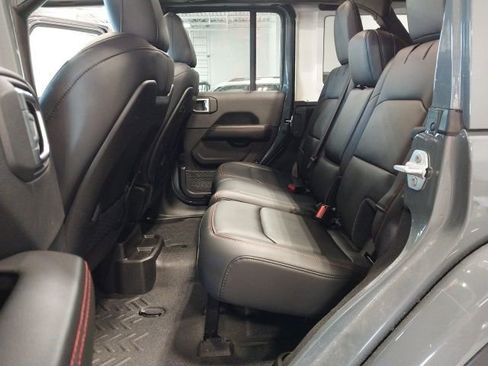 Used 2024 Jeep Wrangler Unlimited Rubicon image 10