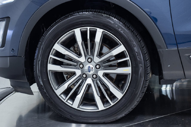 Used 2016 Ford Explorer Platinum AWD/4WD image 28