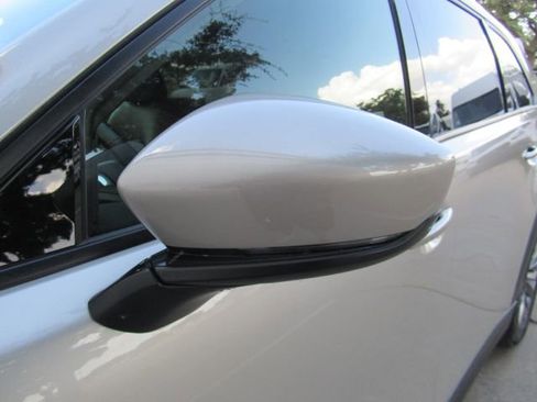 Used 2025 MAZDA CX-90 3.3 Turbo w/ Preferred Package image 16