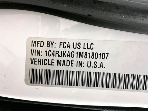 Used 2021 Jeep Grand Cherokee L Laredo image 20