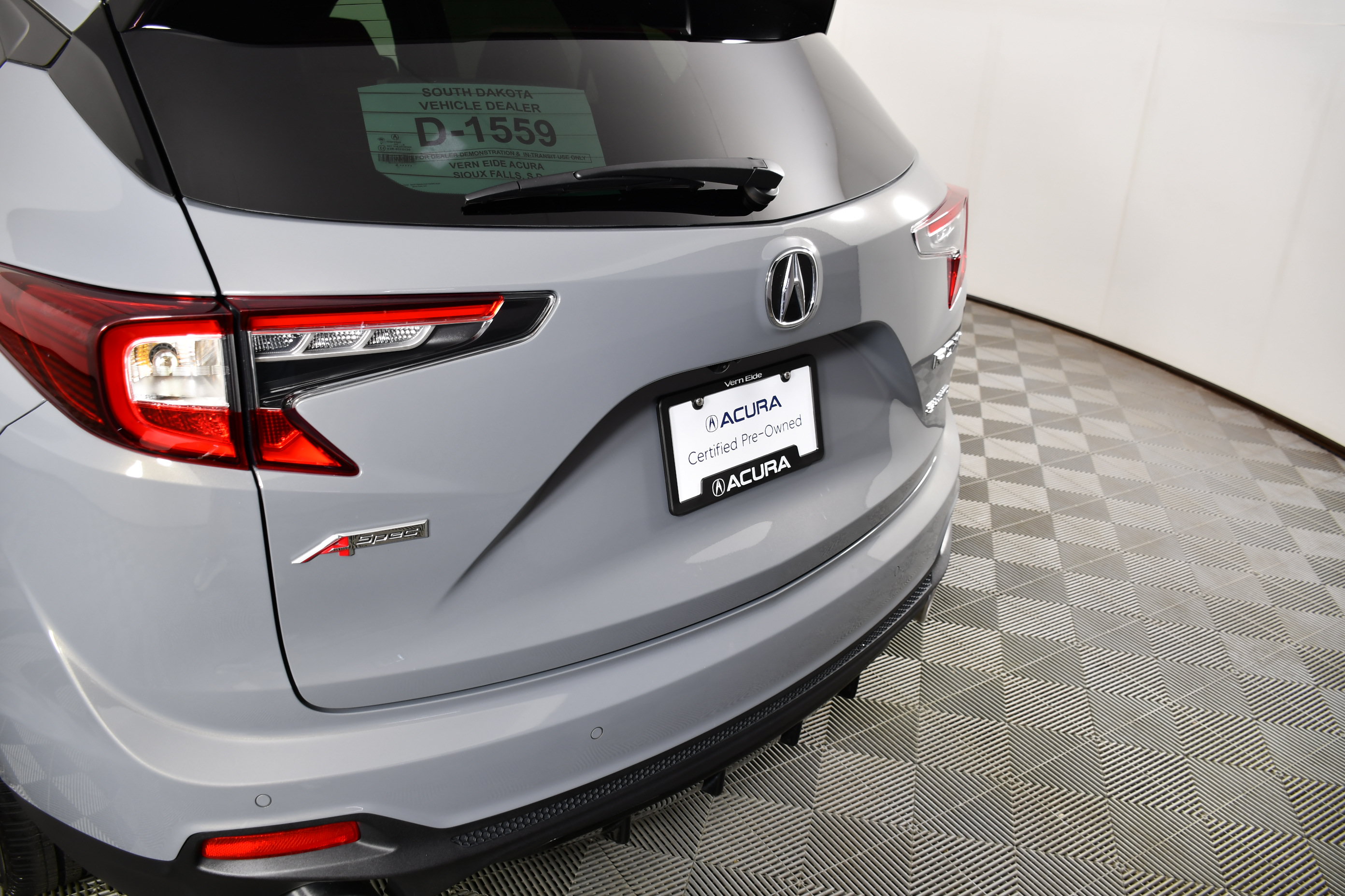 Used 2025 Acura RDX w/ Advance Package AWD/4WD image 15