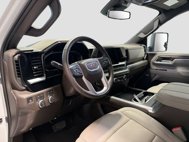 Used 2026 GMC Sierra 2500 SLT w/ SLT Convenience Package AWD/4WD image 9