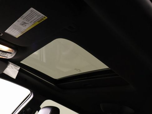 Used 2024 Dodge Durango GT image 17