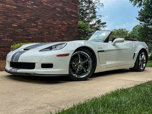 Used 2013 Chevrolet Corvette Grand Sport w/ 4LT Preferred Equipment Group RWD image 7