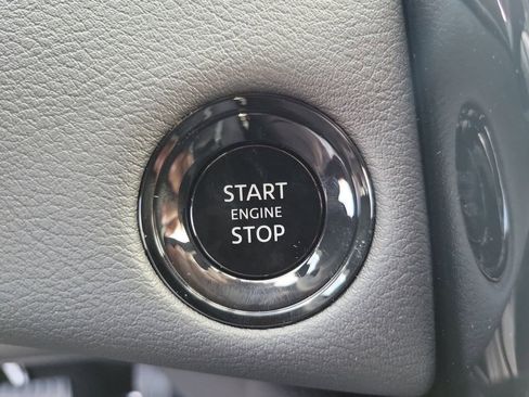 New 2026 Nissan Armada SL w/ Captain's Chari Seat Package image 11