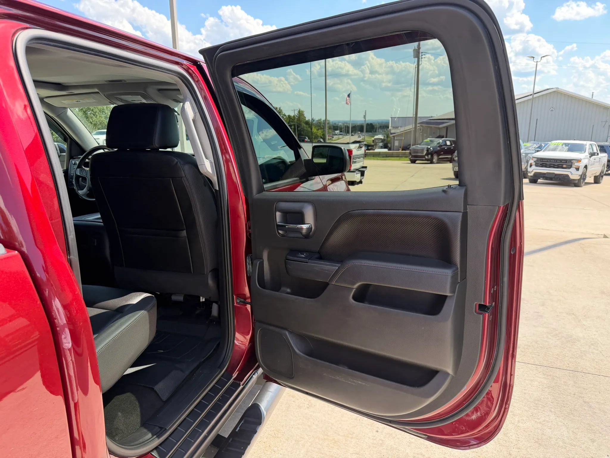 Used 2017 GMC Sierra 1500 SLT AWD/4WD image 43