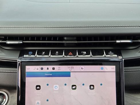 Used 2023 Jeep Grand Cherokee 4WD 4xe image 16