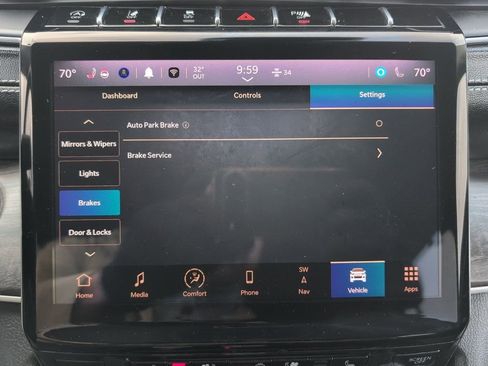 Used 2023 Jeep Grand Cherokee Limited w/ Luxury Tech Group II AWD/4WD image 57
