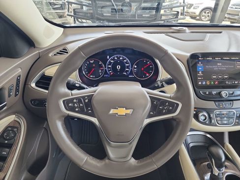 Used 2024 Chevrolet Malibu LT FWD image 20